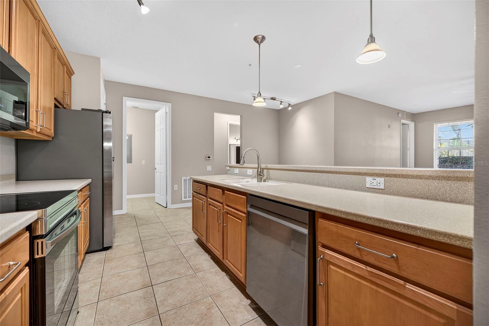 MONTEREY AT LAKE SEMINOLE CONDO - Residential