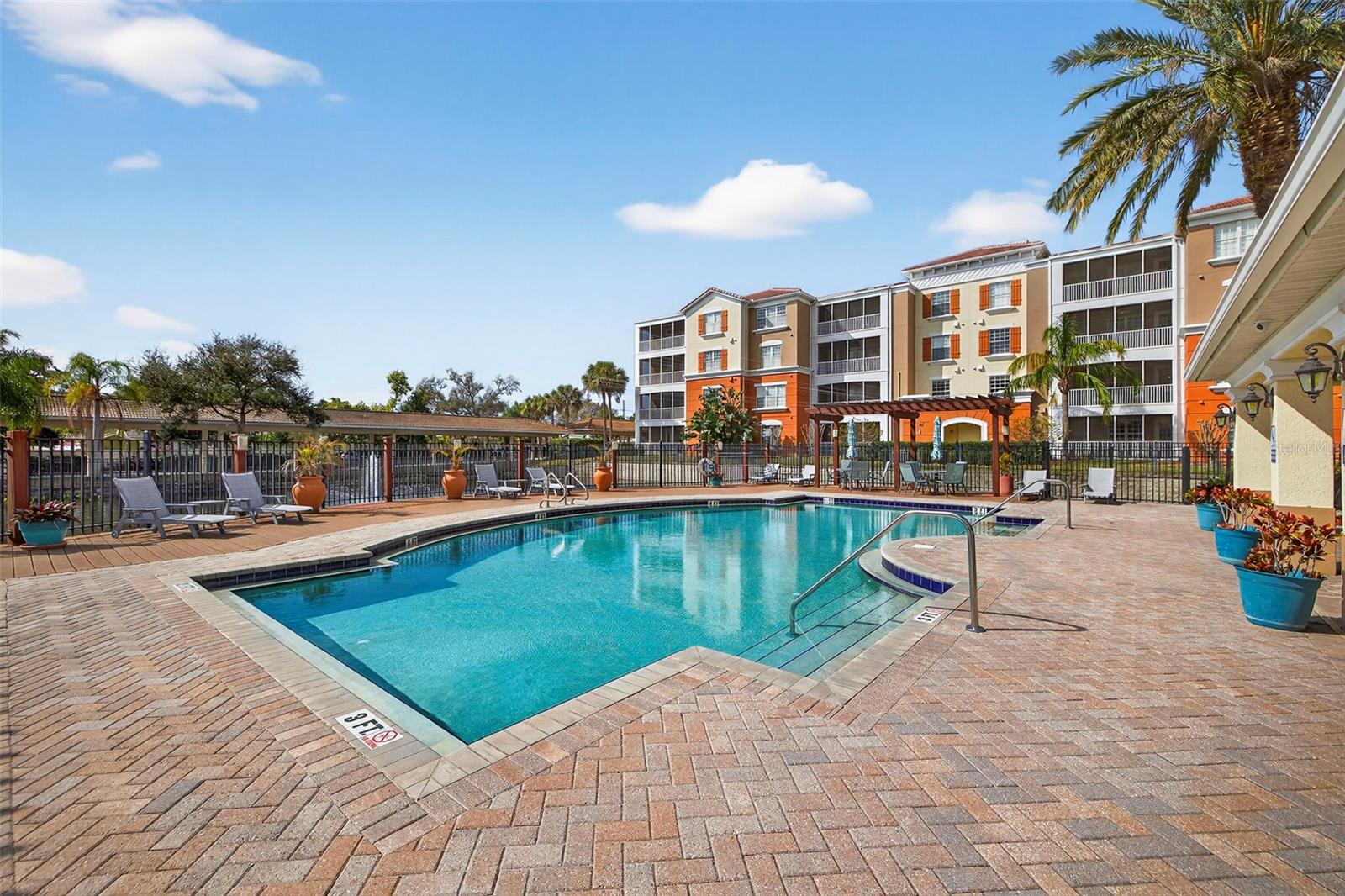 MONTEREY AT LAKE SEMINOLE CONDO - Residential
