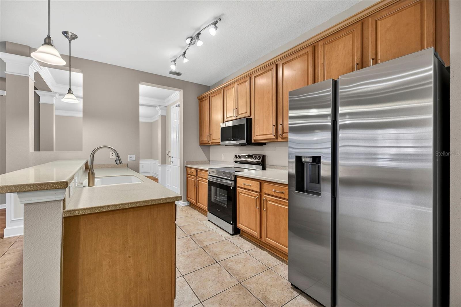 MONTEREY AT LAKE SEMINOLE CONDO - Residential