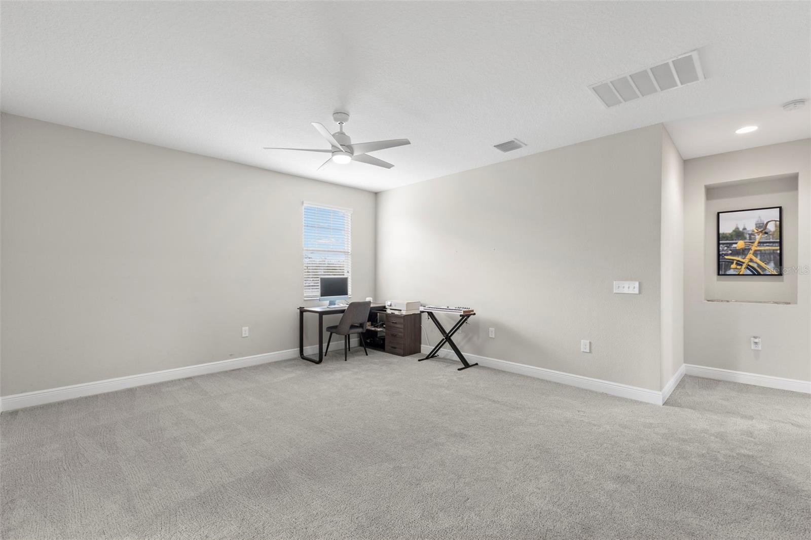 JUNGLE TERRACE SEC B - Residential