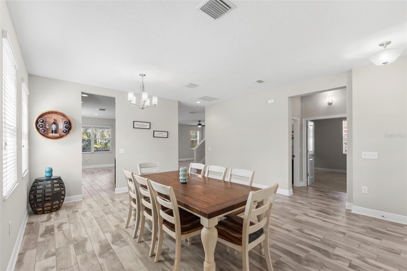 JUNGLE TERRACE SEC B - Residential