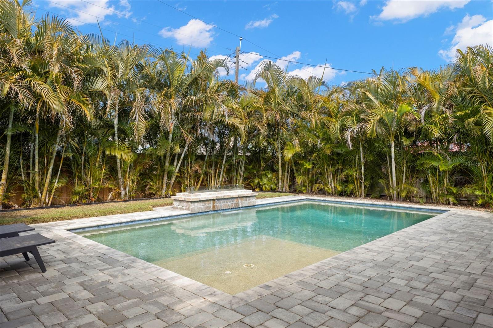 JUNGLE TERRACE SEC B - Residential