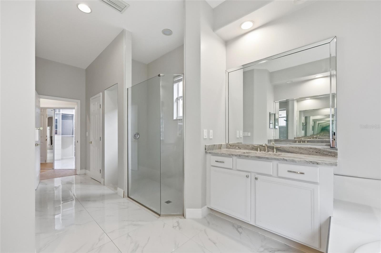 VIZCAYA PH 01 - Residential