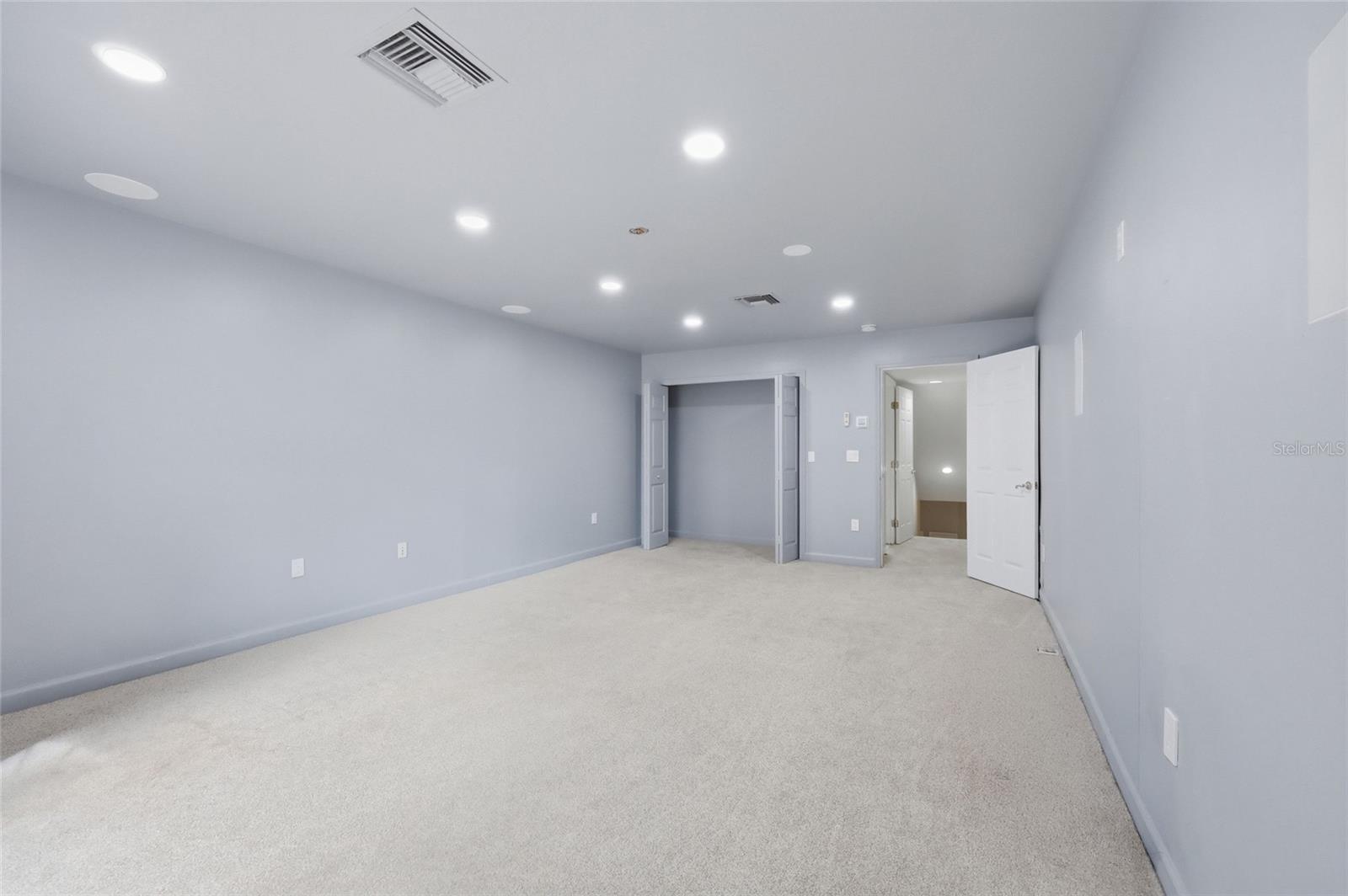 VIZCAYA PH 01 - Residential