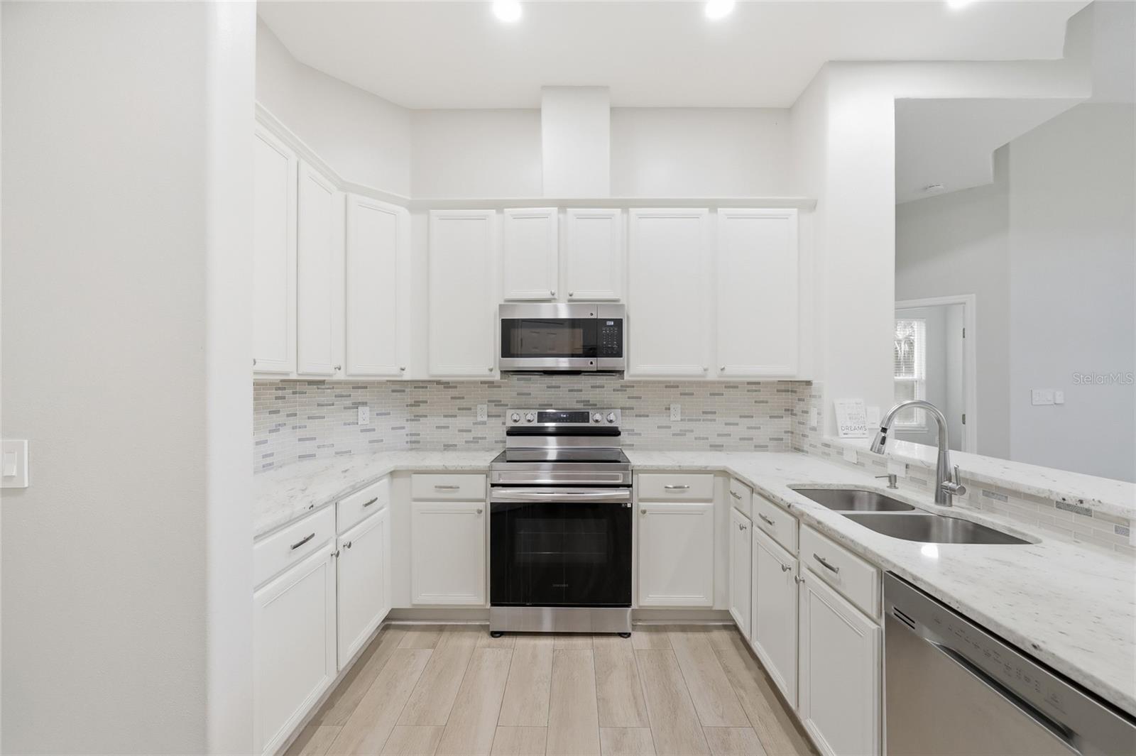 VIZCAYA PH 01 - Residential