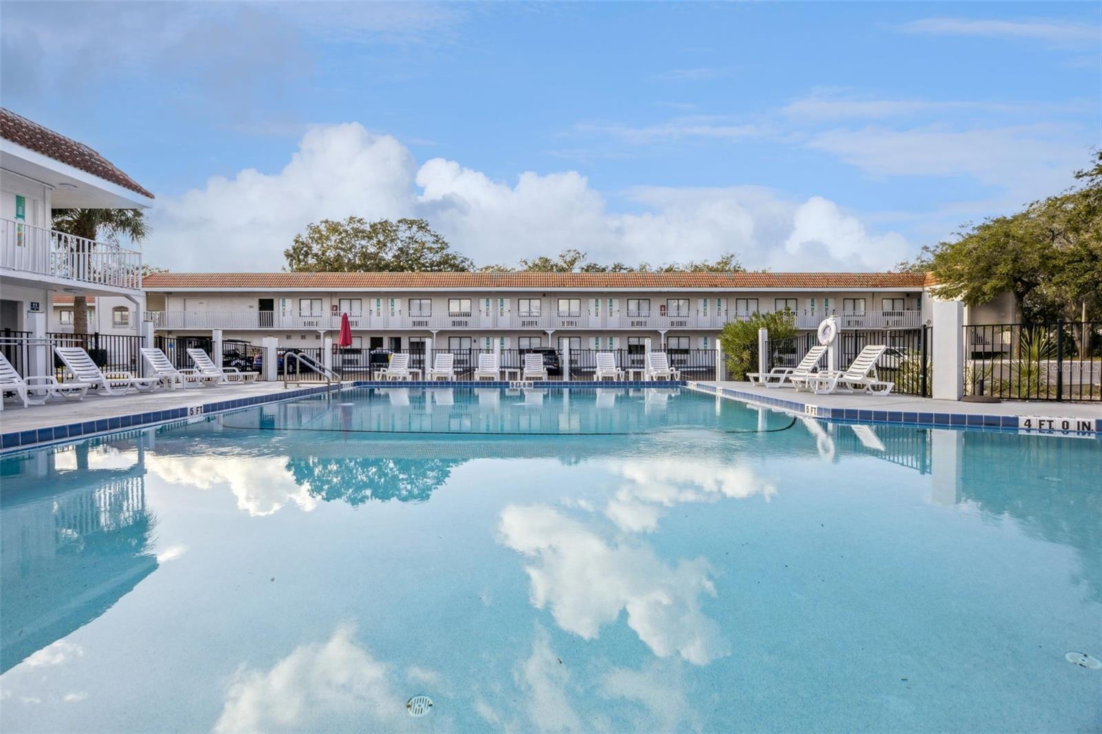 GREENPOINT ESSENTIAL HOTEL CONDO - Residential