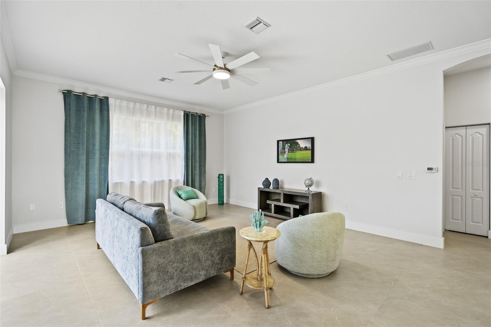 SAWGRASS - Residential