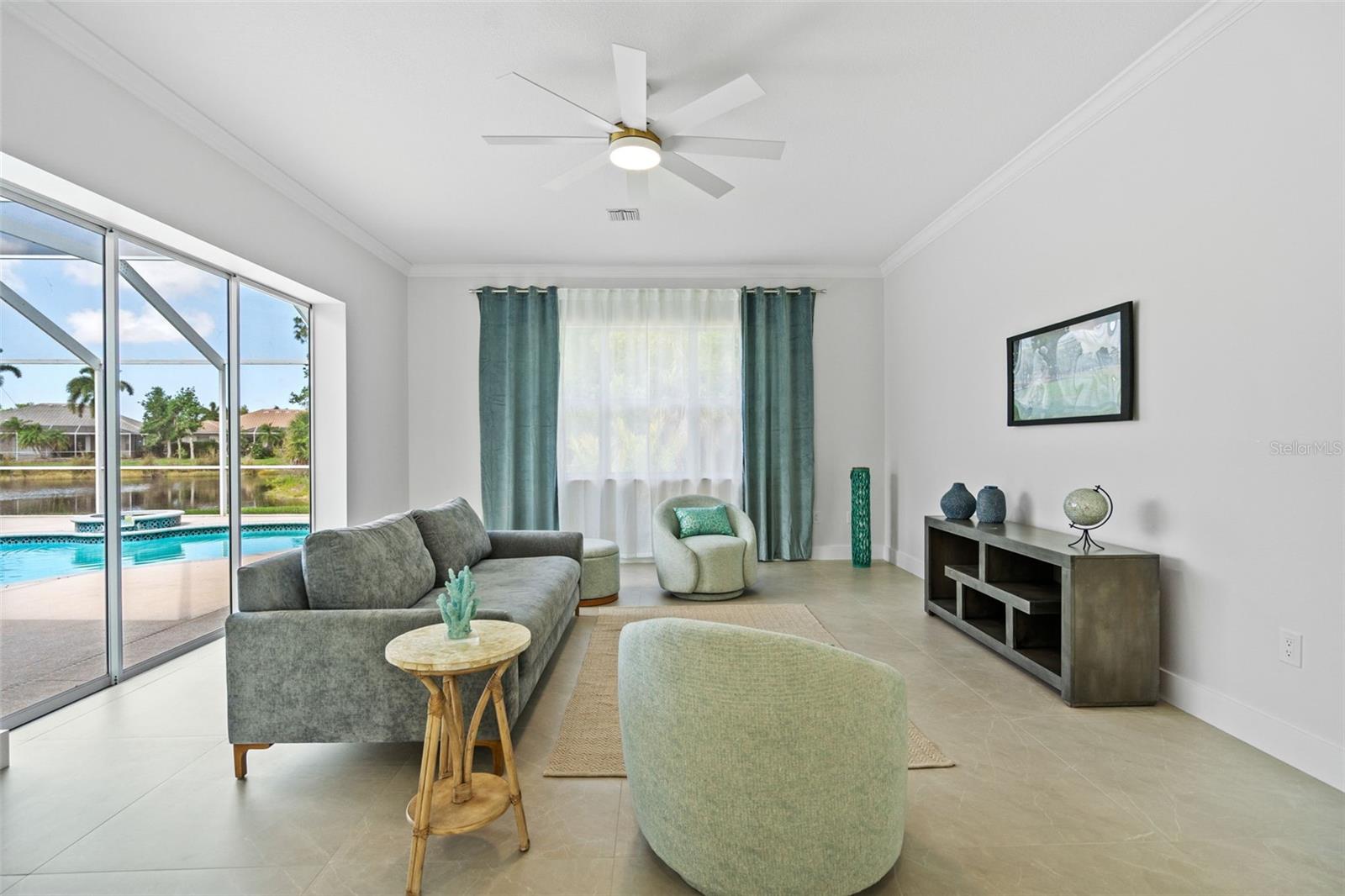 SAWGRASS - Residential