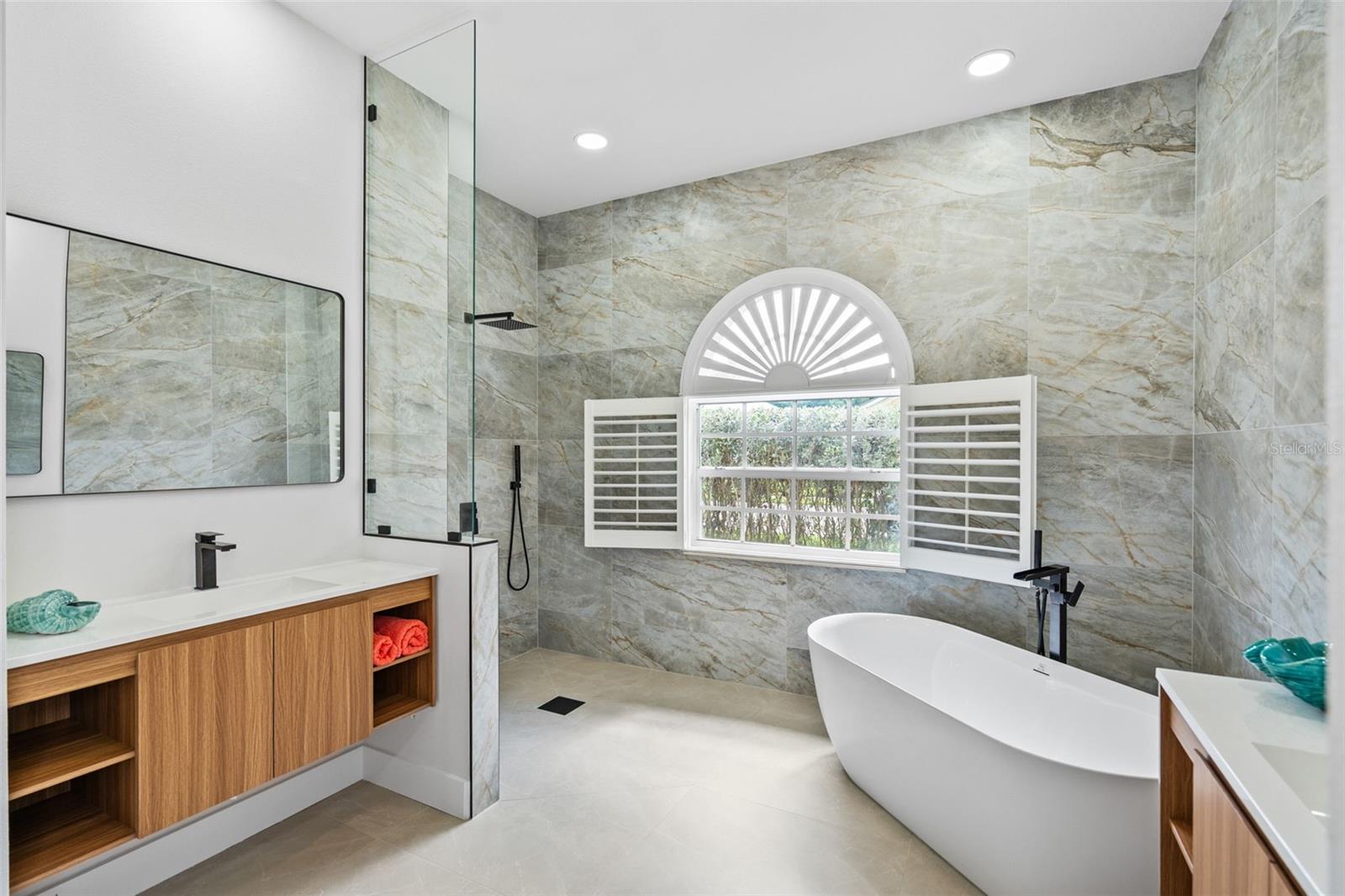 SAWGRASS - Residential