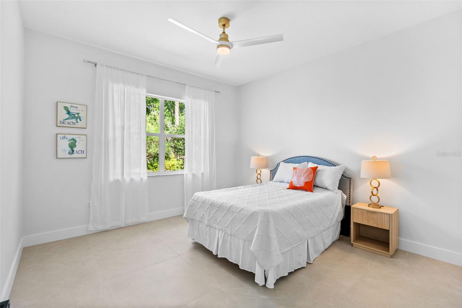 SAWGRASS - Residential
