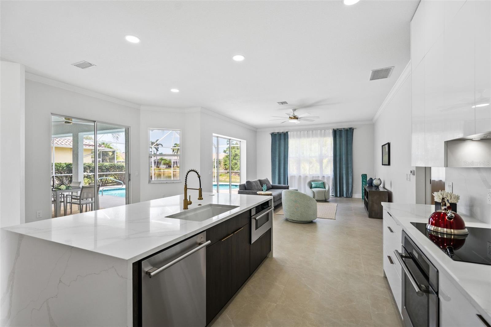 SAWGRASS - Residential