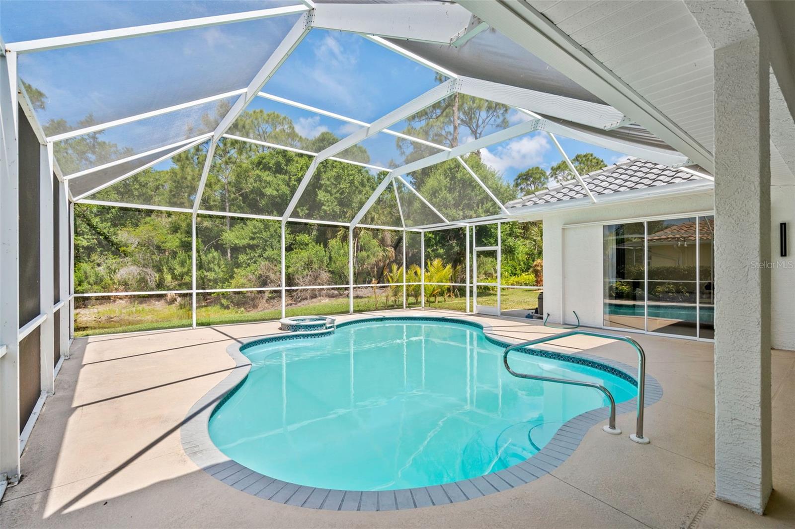 SAWGRASS - Residential