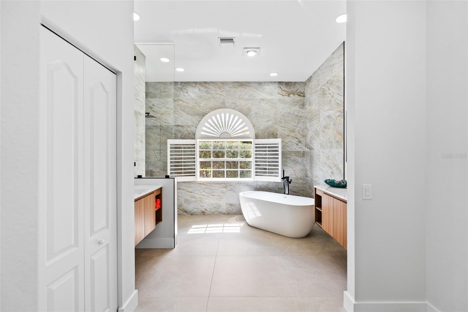 SAWGRASS - Residential