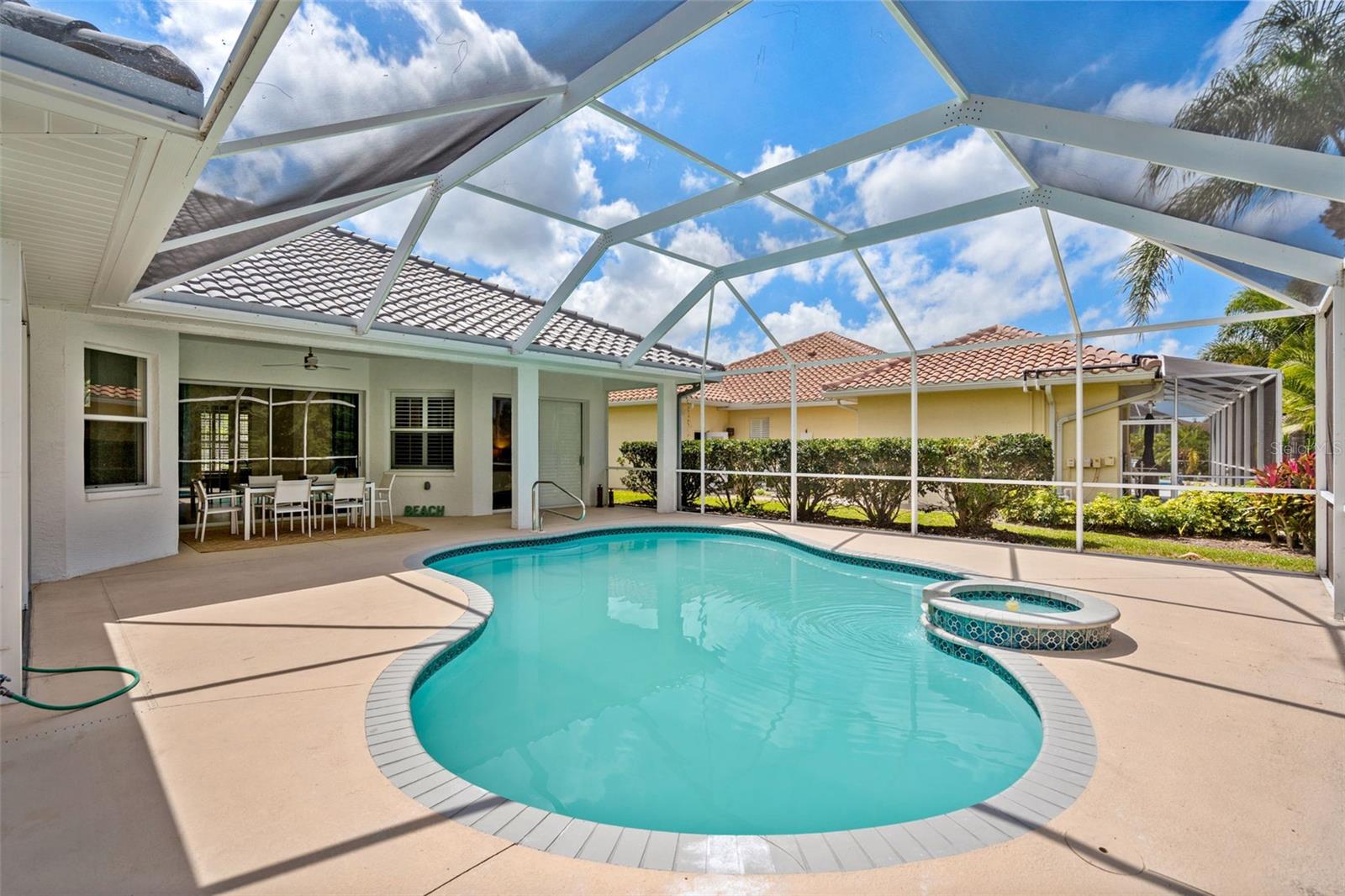 SAWGRASS - Residential