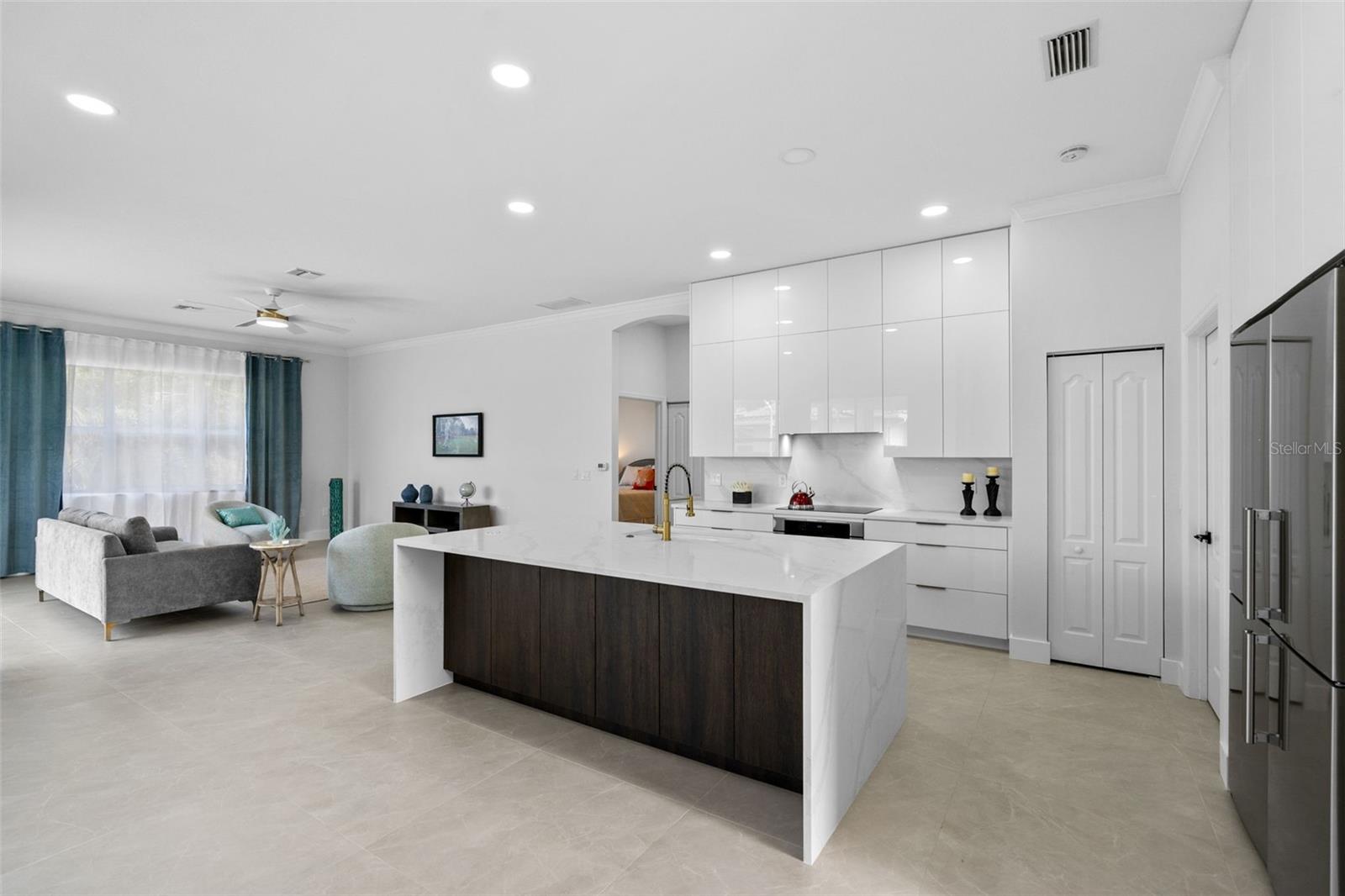 SAWGRASS - Residential