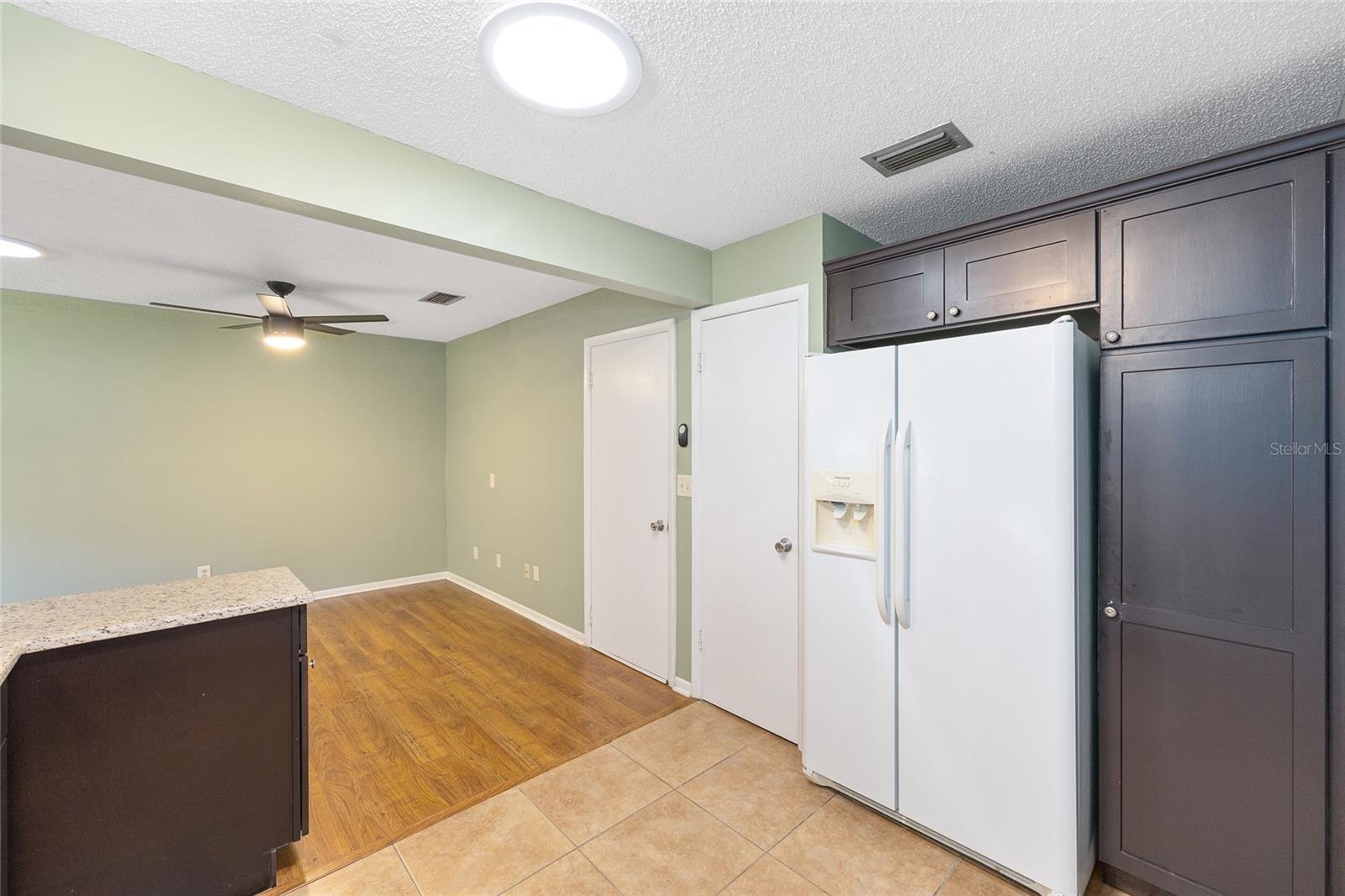 ON TOP OF THE WORLD - Residential