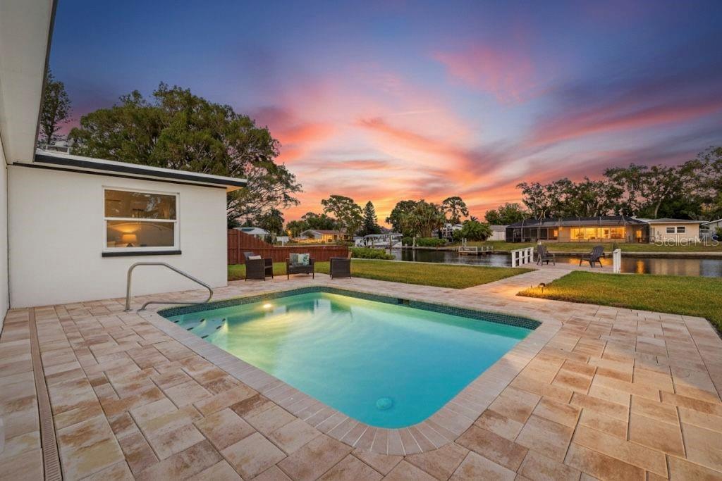 4623 CARSON STREET NE