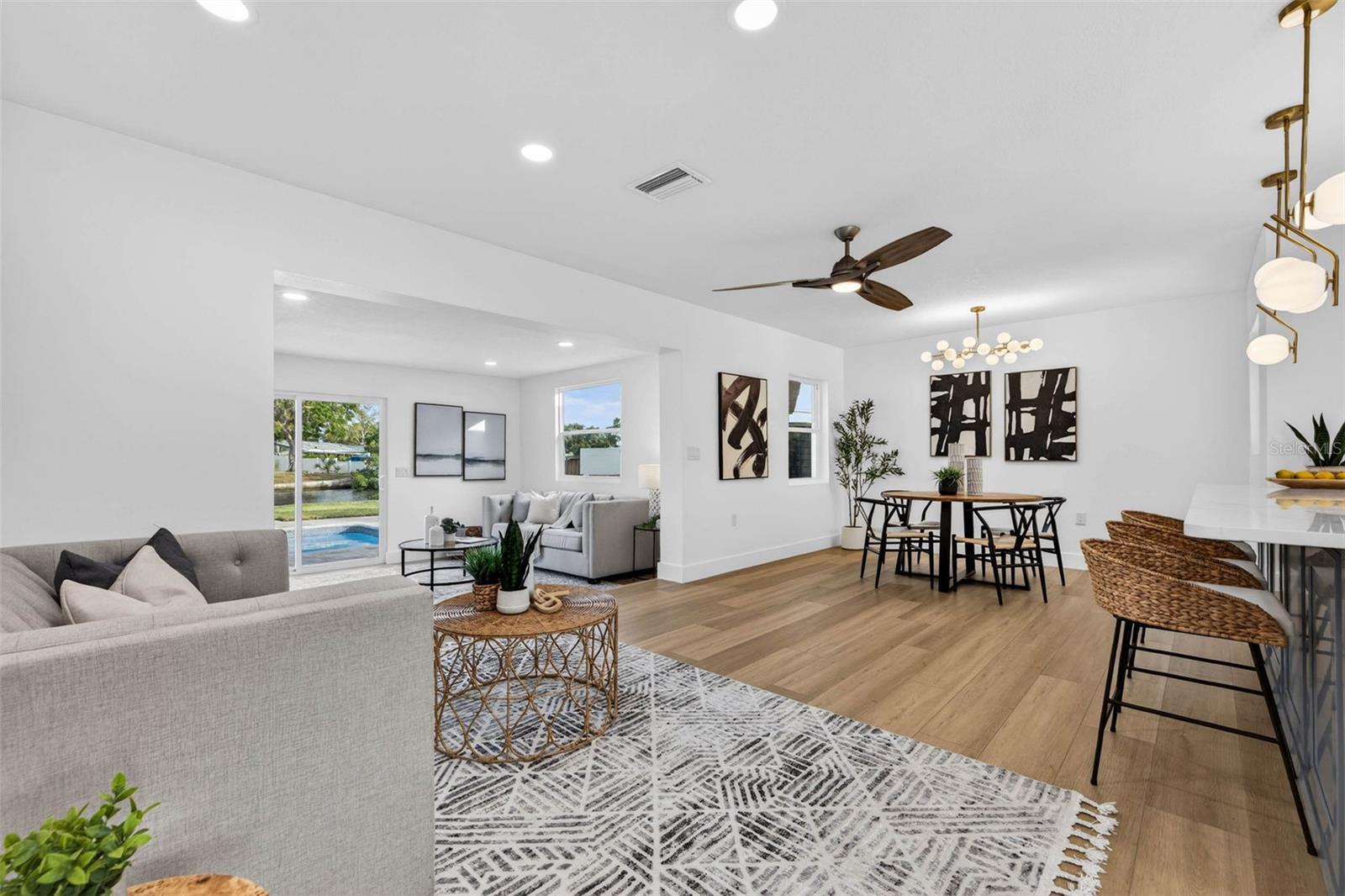 SHORE ACRES BUTTERFLY LAKE REP - Residential