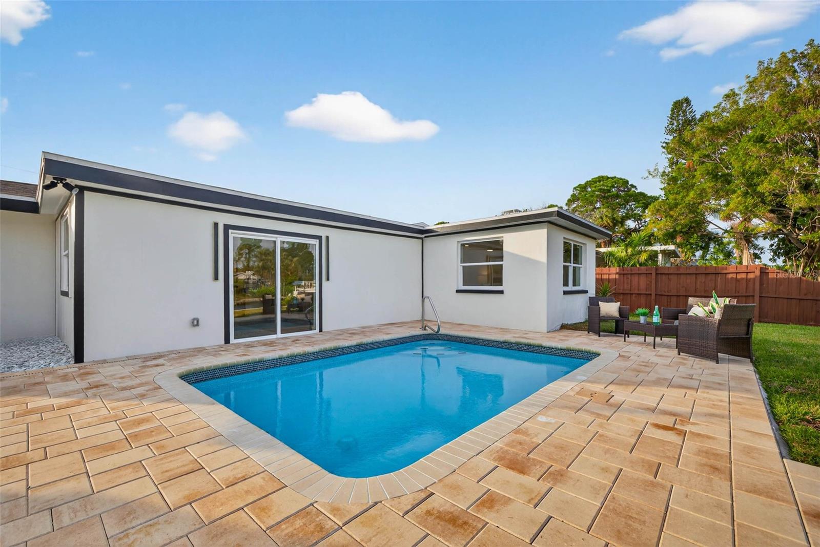 SHORE ACRES BUTTERFLY LAKE REP - Residential