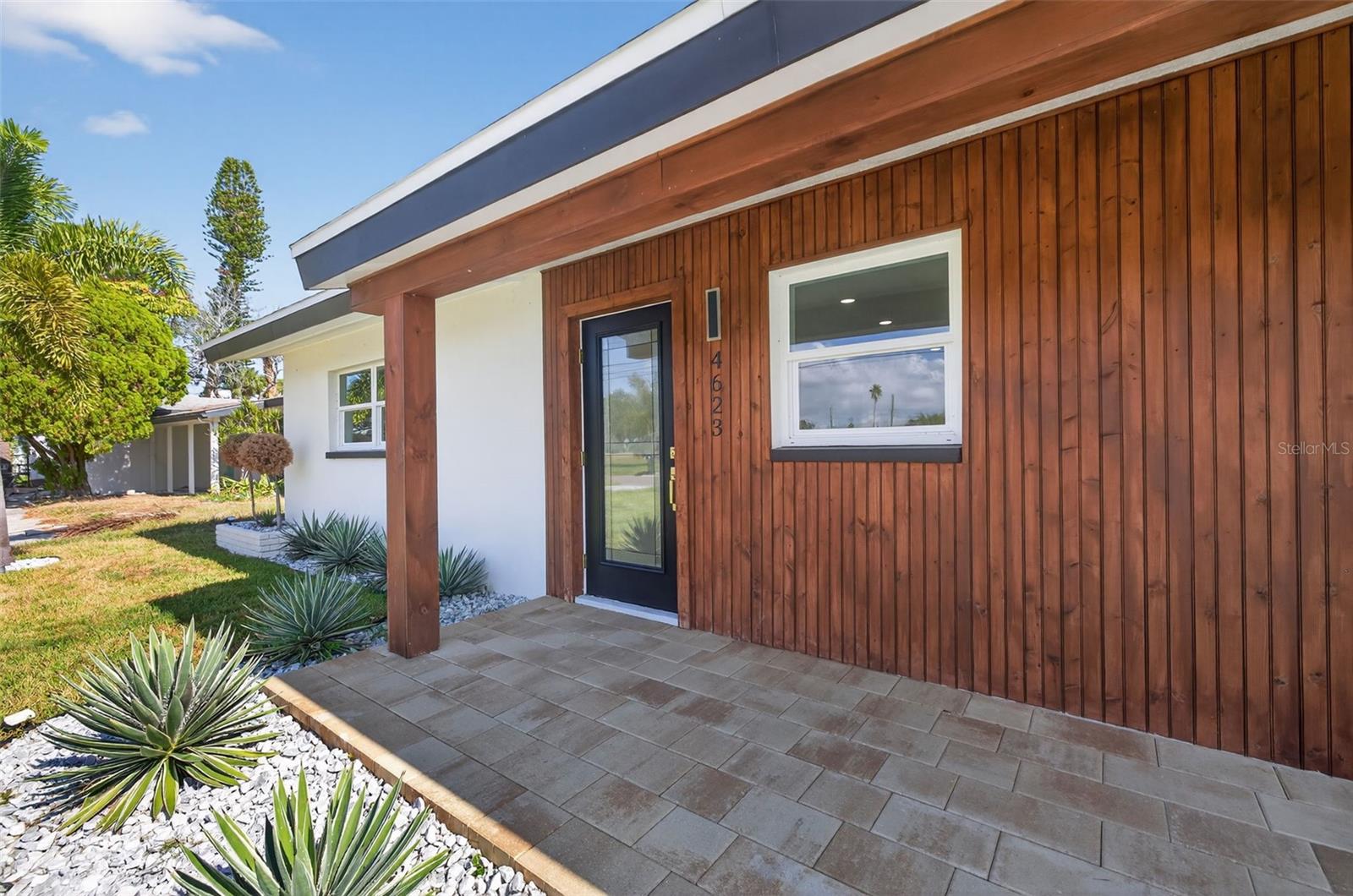 SHORE ACRES BUTTERFLY LAKE REP - Residential