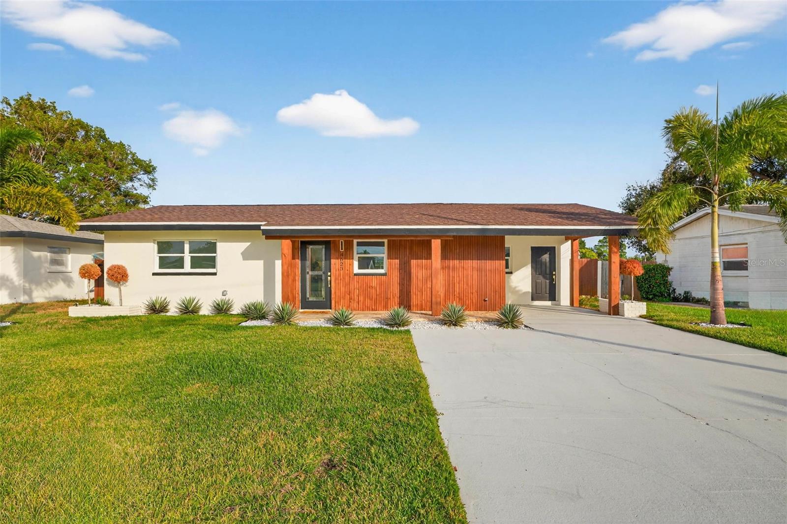 SHORE ACRES BUTTERFLY LAKE REP - Residential