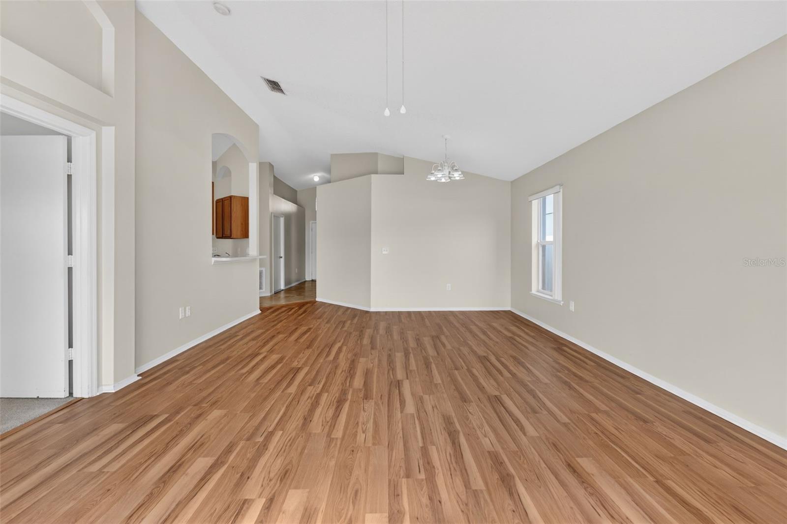 HEATHER GLEN AT MEADOW WOODS 43/134 - Residential