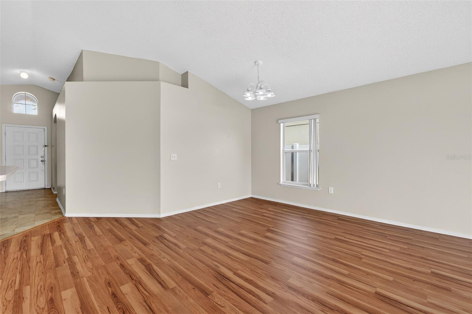 HEATHER GLEN AT MEADOW WOODS 43/134 - Residential