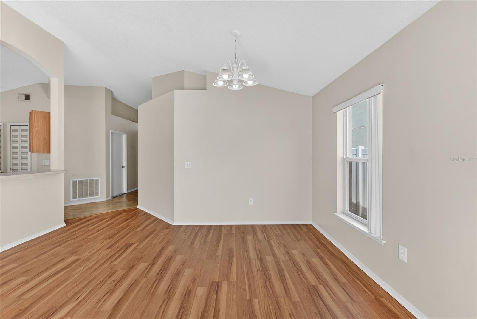 HEATHER GLEN AT MEADOW WOODS 43/134 - Residential