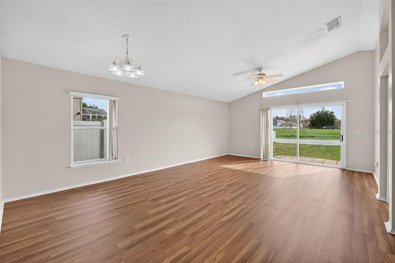 HEATHER GLEN AT MEADOW WOODS 43/134 - Residential