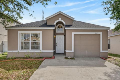 Photo of 13203 Ashington Pointe Drive, Orlando, FL 32824 (MLS # S5146207)