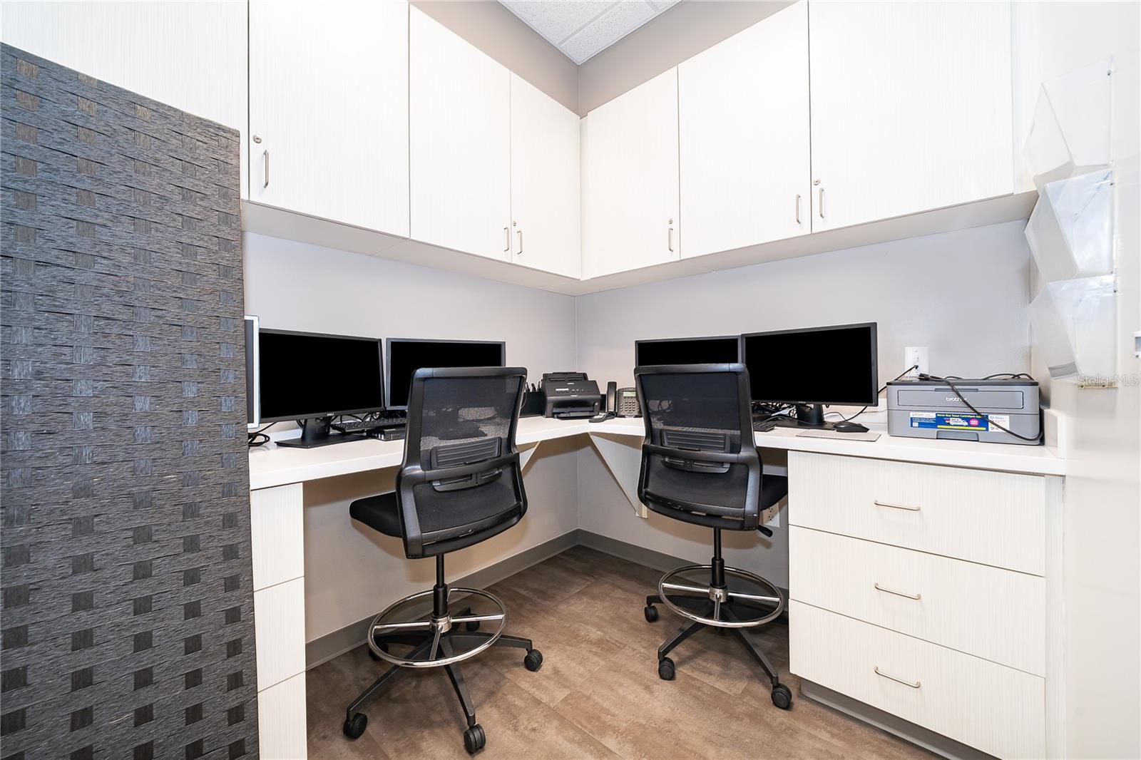 OVIEDO OFFICE PARK A CONDO - Commercial Sale