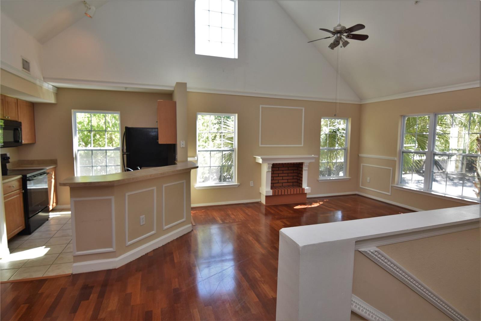 ADMIRALS WALK - Residential Lease