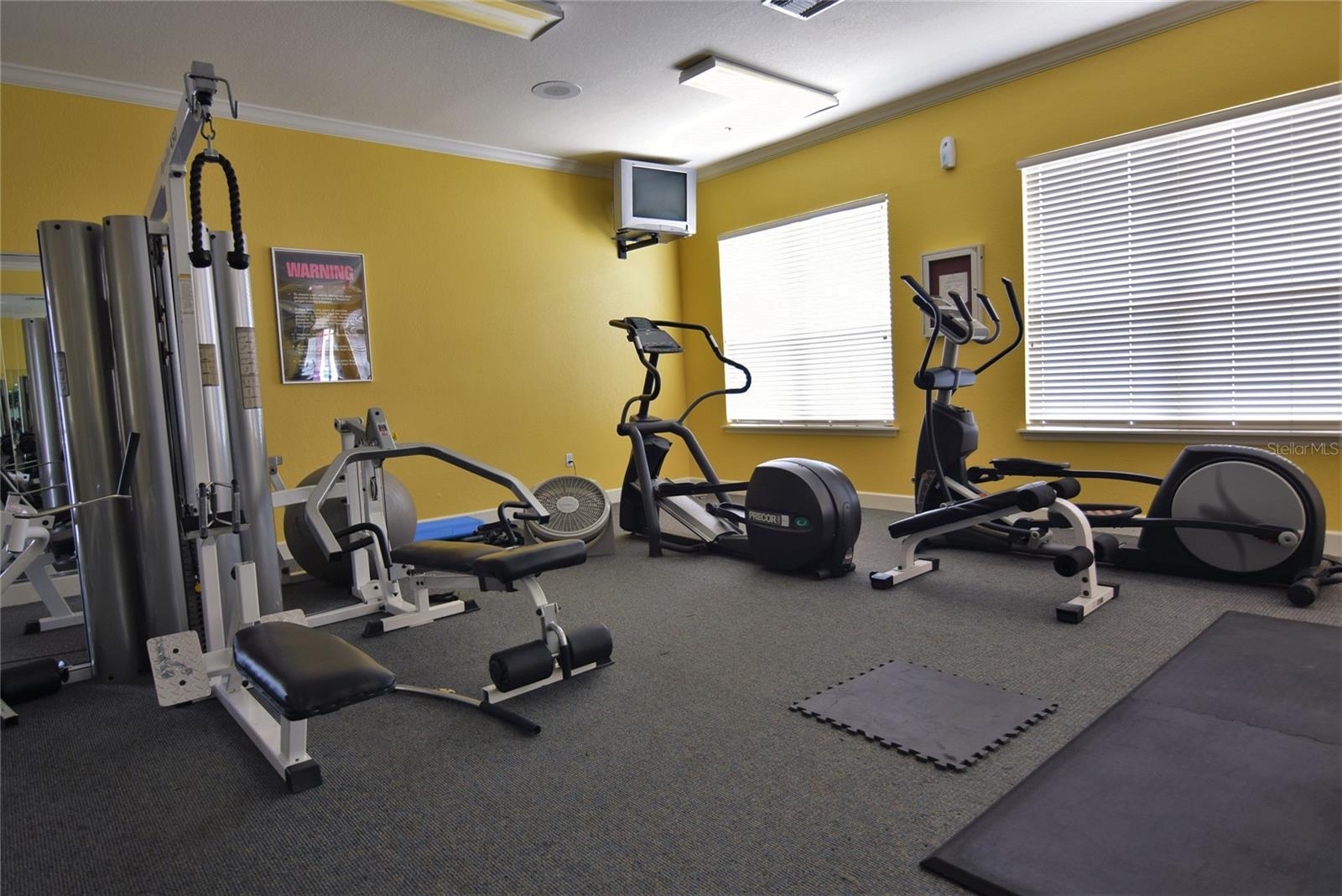 ADMIRALS WALK - Residential Lease