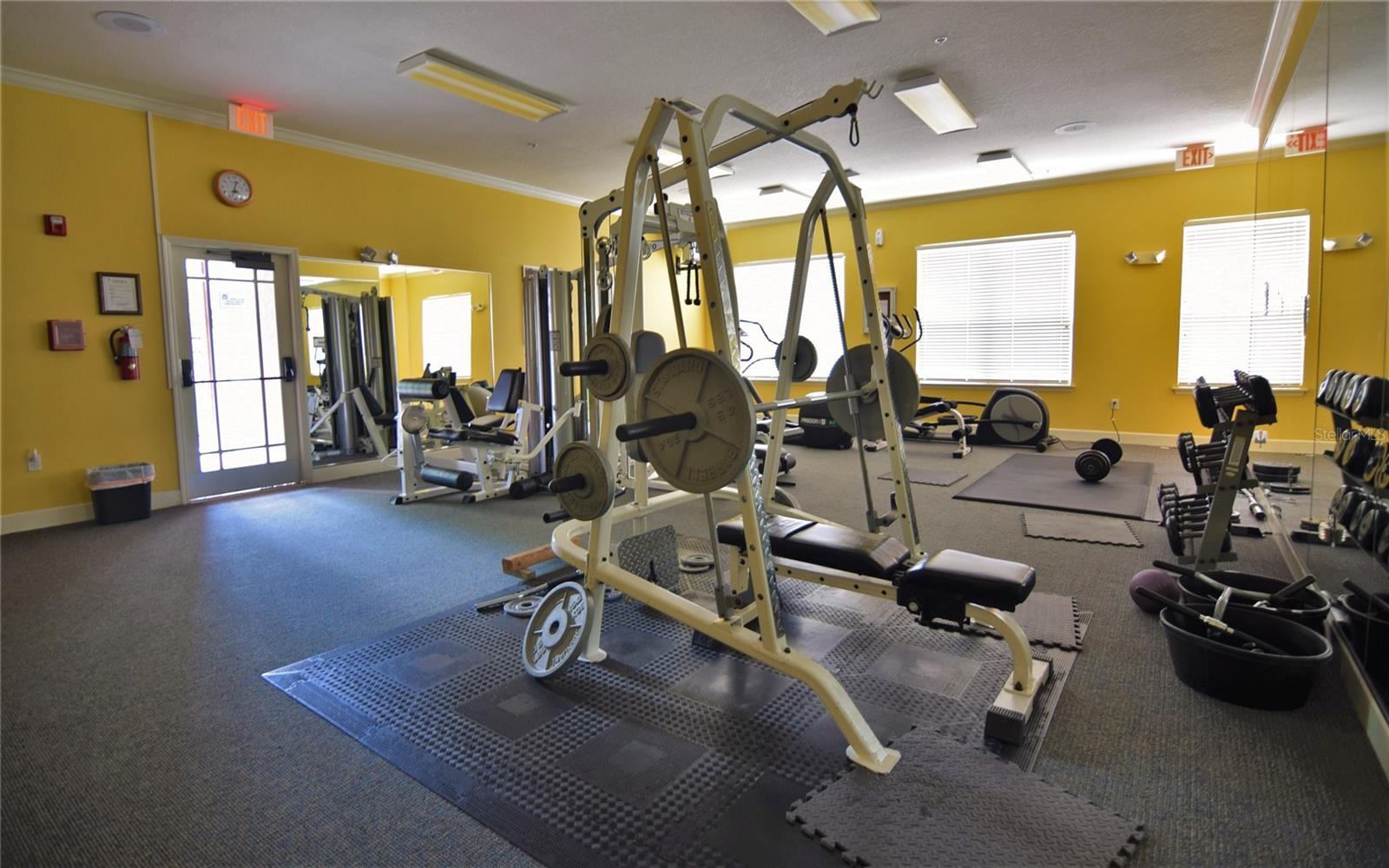 ADMIRALS WALK - Residential Lease