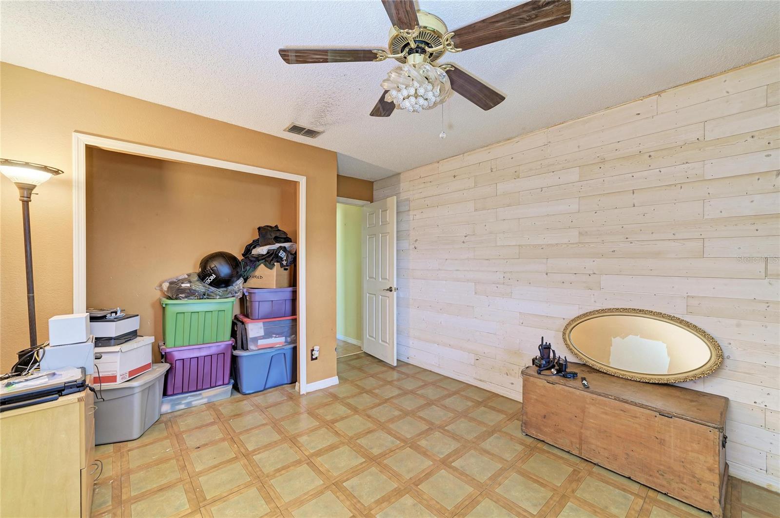 CREEKWOOD - Residential