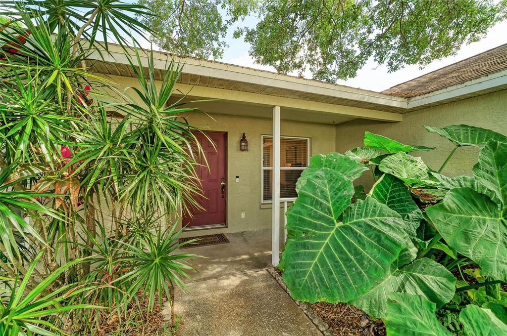 Photo of 7807 E 50th Place, Bradenton, FL 34203 (MLS # A4688057)