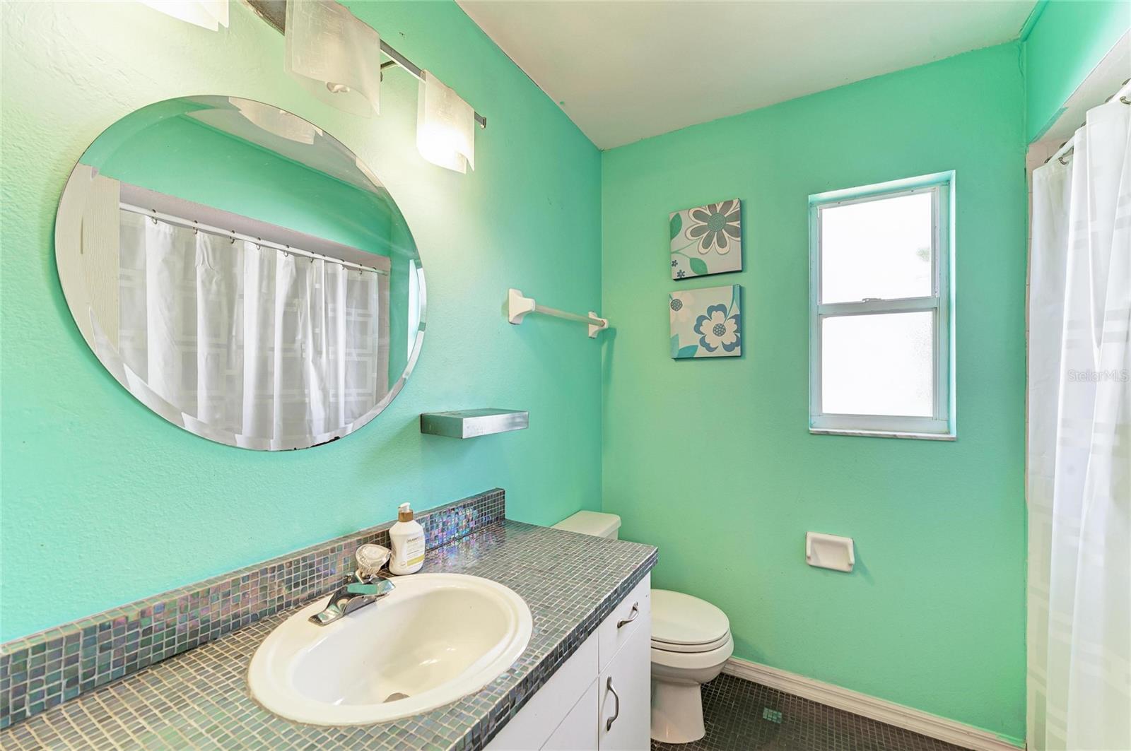 CREEKWOOD - Residential