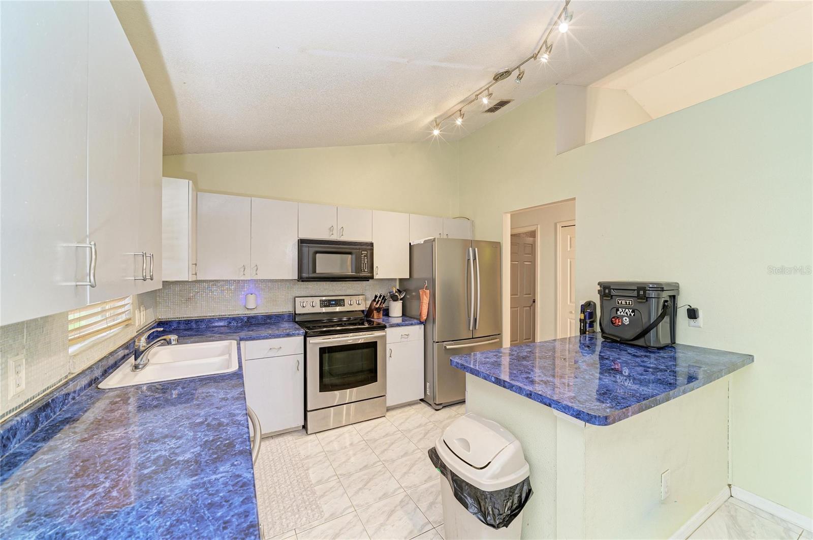 CREEKWOOD - Residential