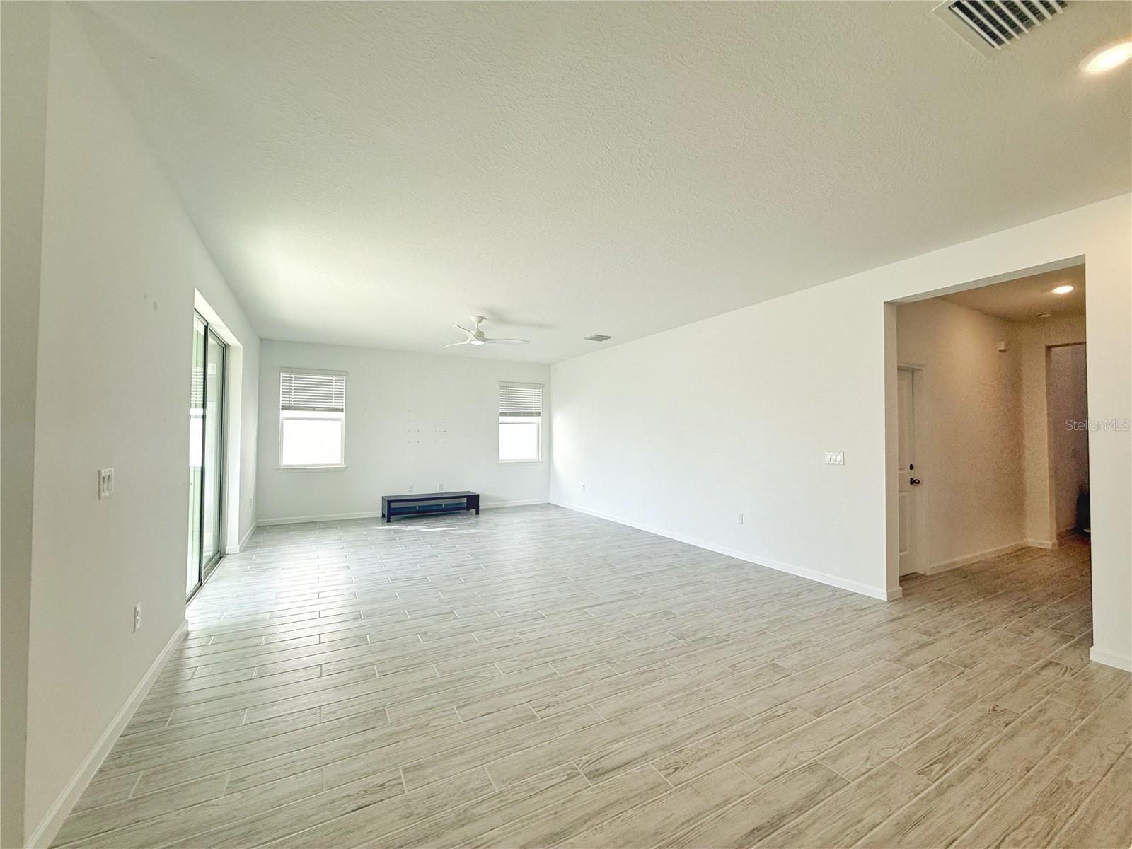 HARTWOOD LNDG PH 2 - Residential Lease