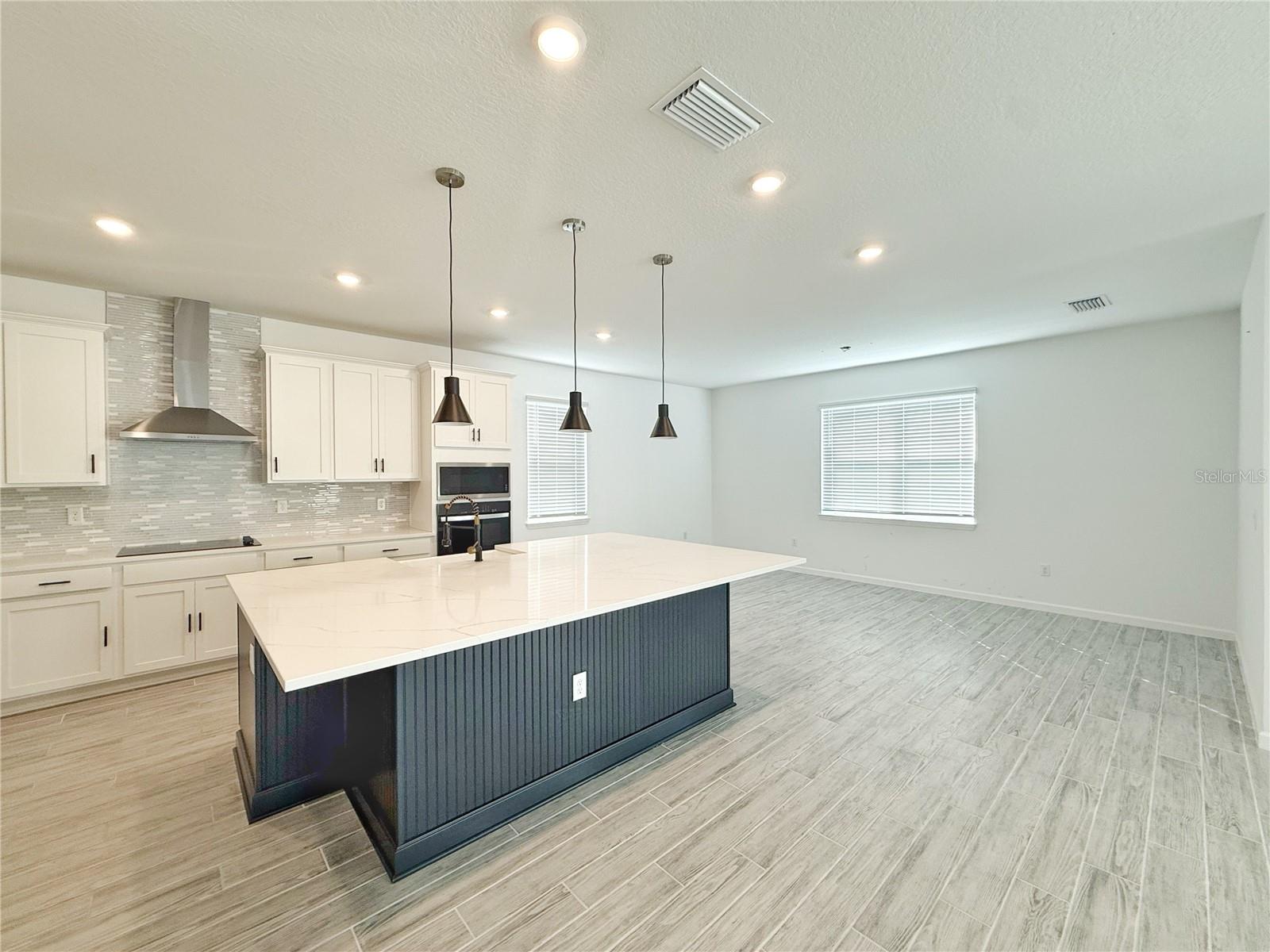 HARTWOOD LNDG PH 2 - Residential Lease