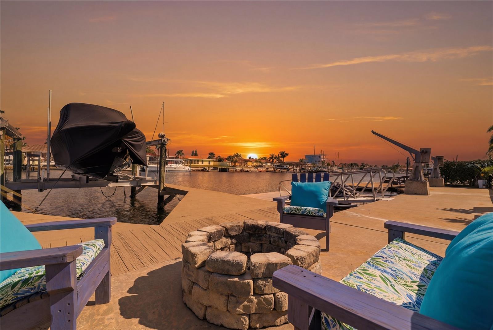 FLOR A MAR - Residential