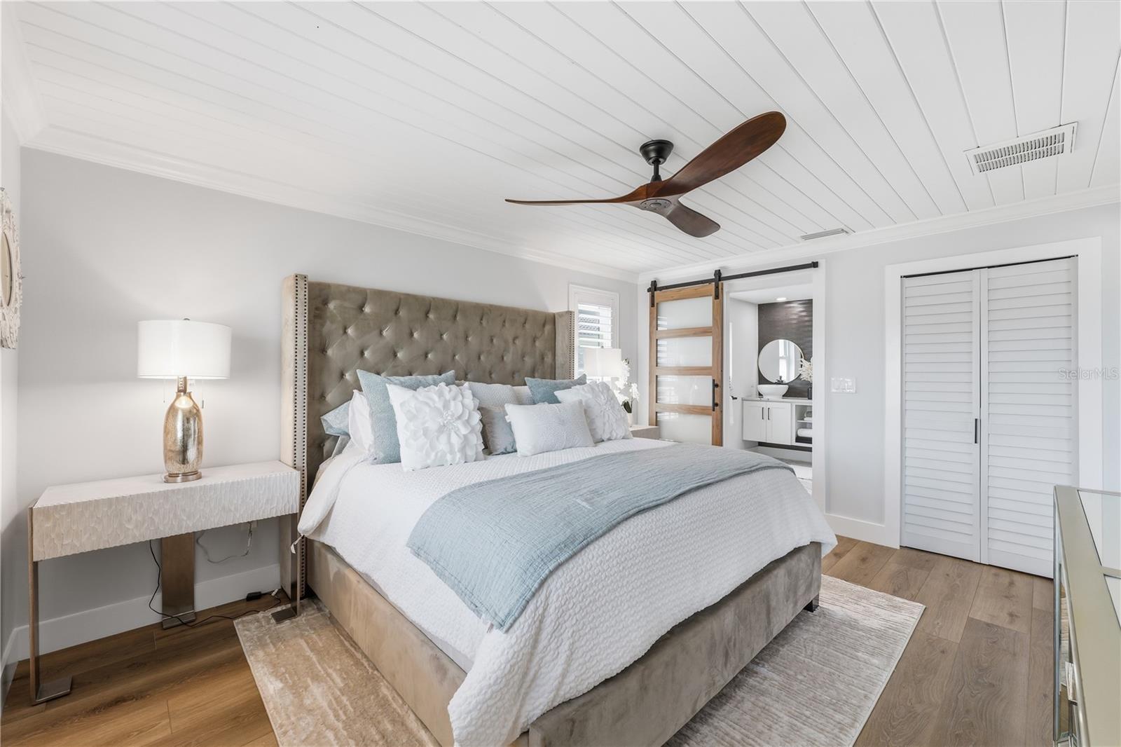 FLOR A MAR - Residential