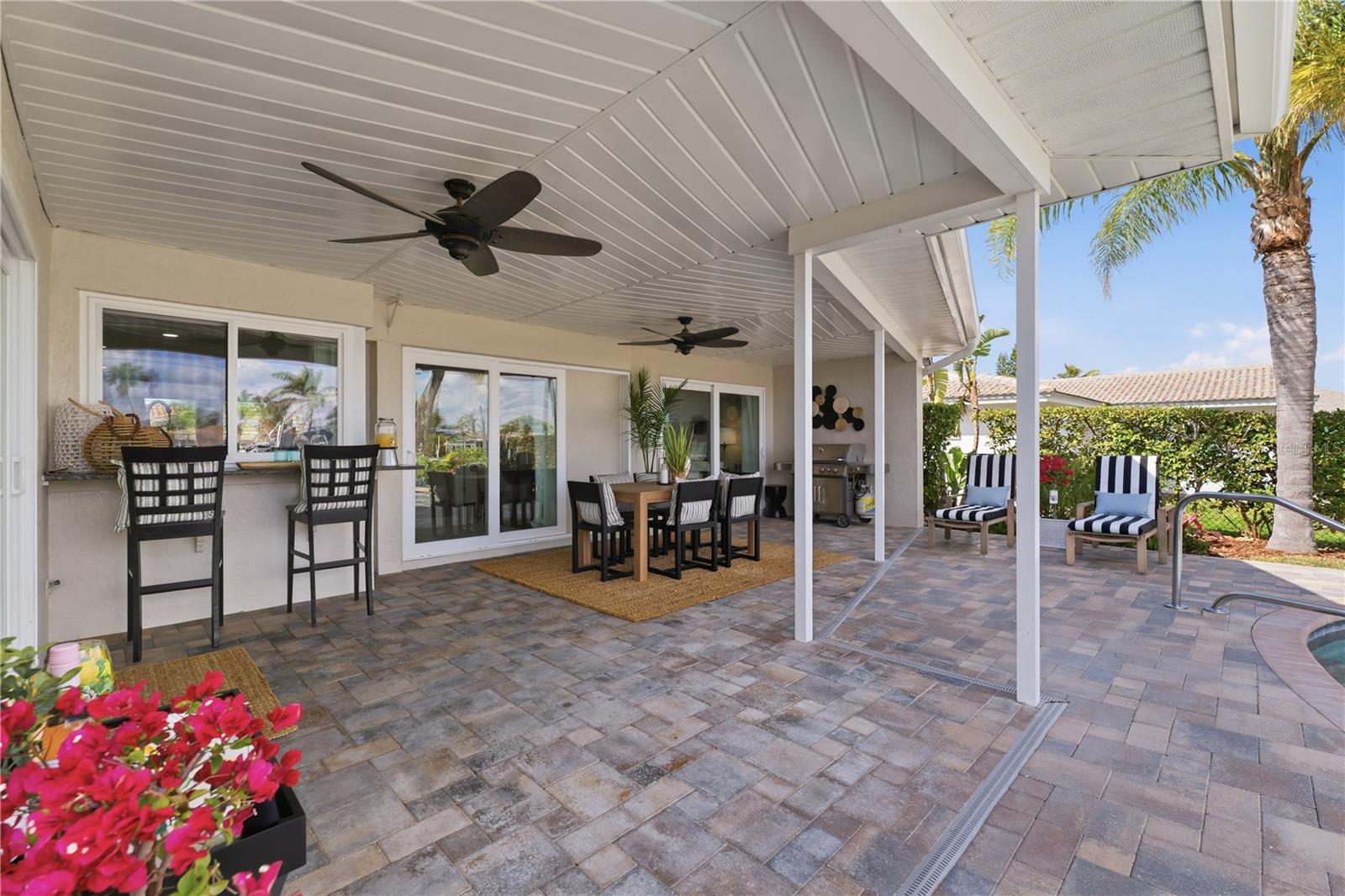 FLOR A MAR - Residential