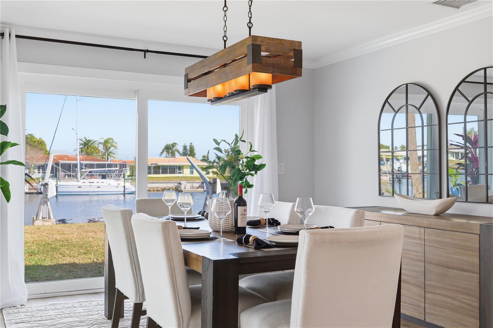 FLOR A MAR - Residential