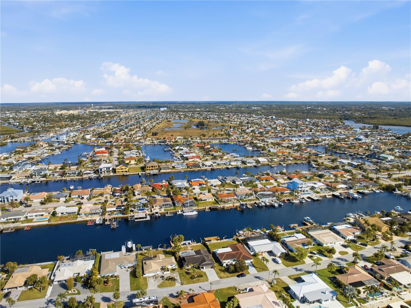 FLOR A MAR - Residential