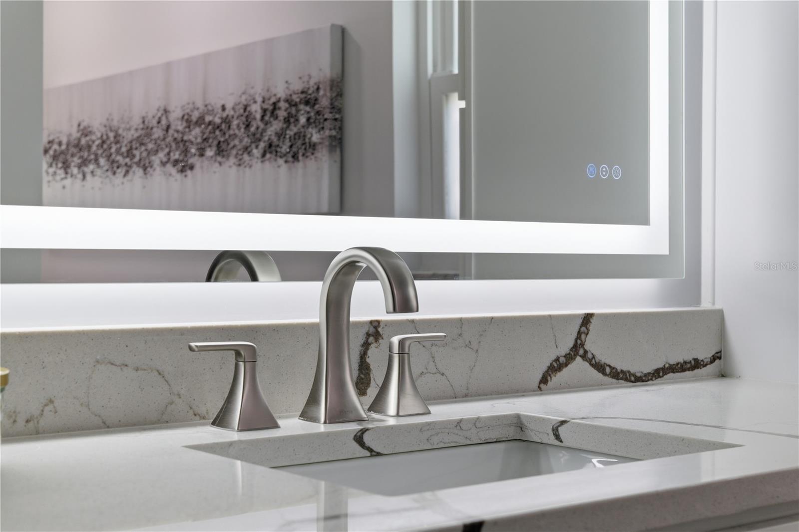 FLOR A MAR - Residential