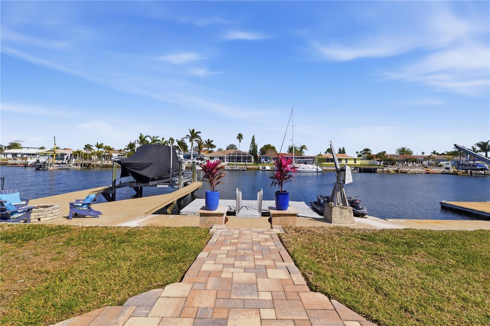 FLOR A MAR - Residential