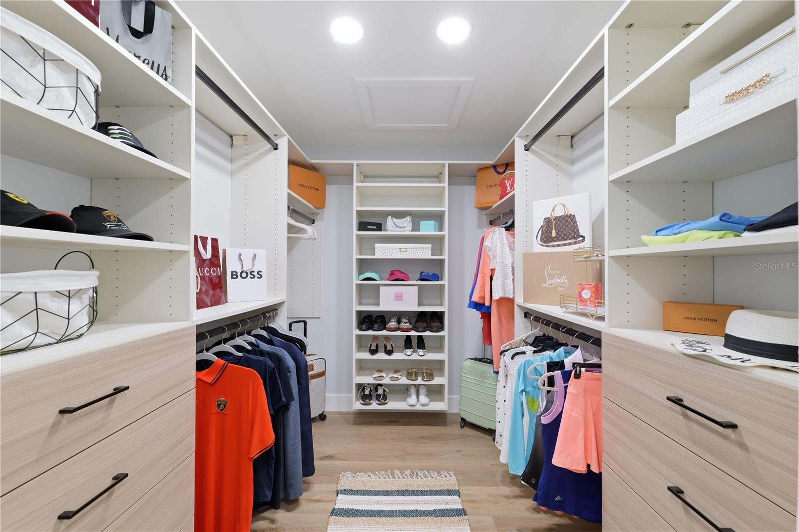 FLOR A MAR - Residential