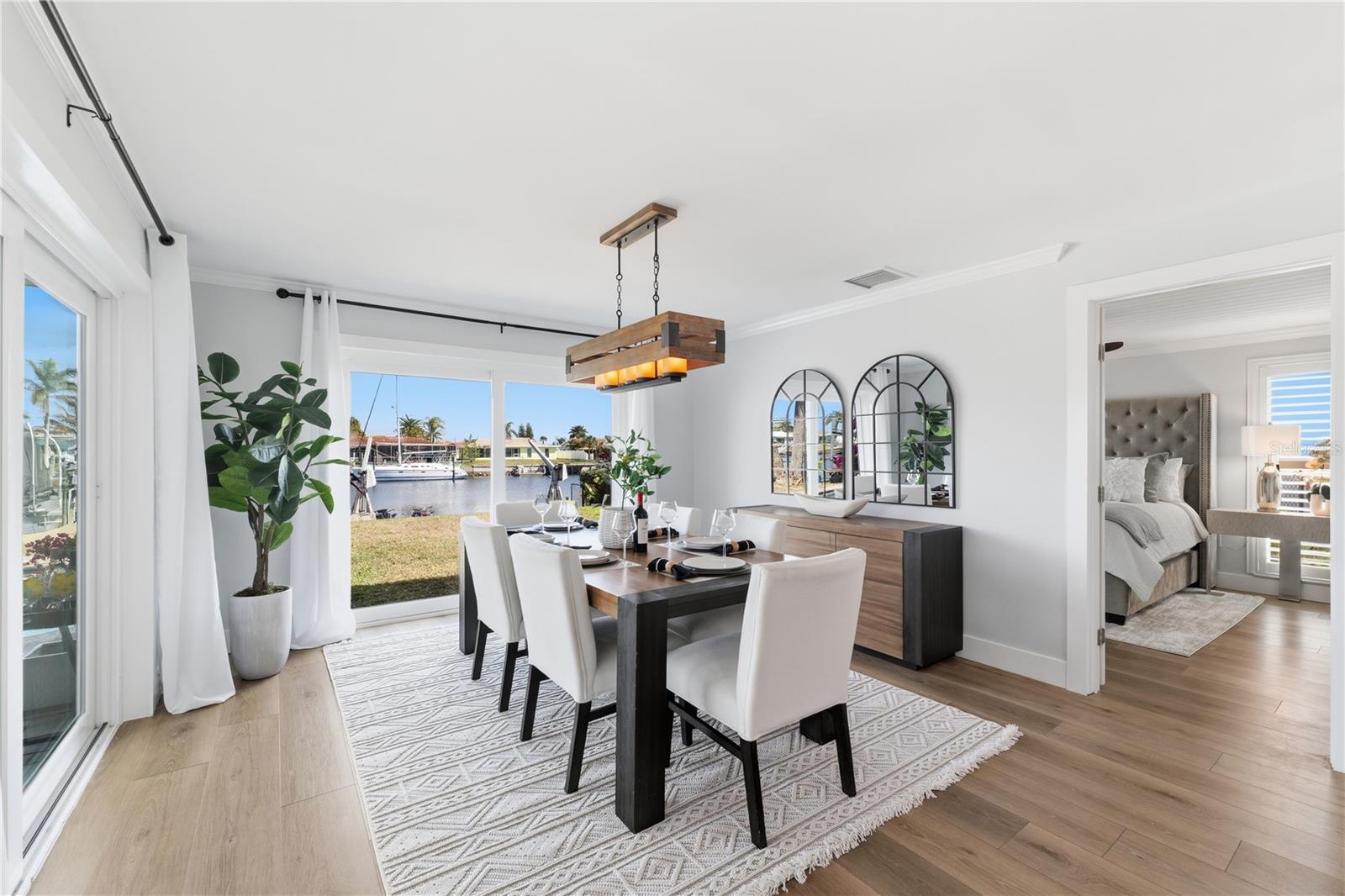 FLOR A MAR - Residential