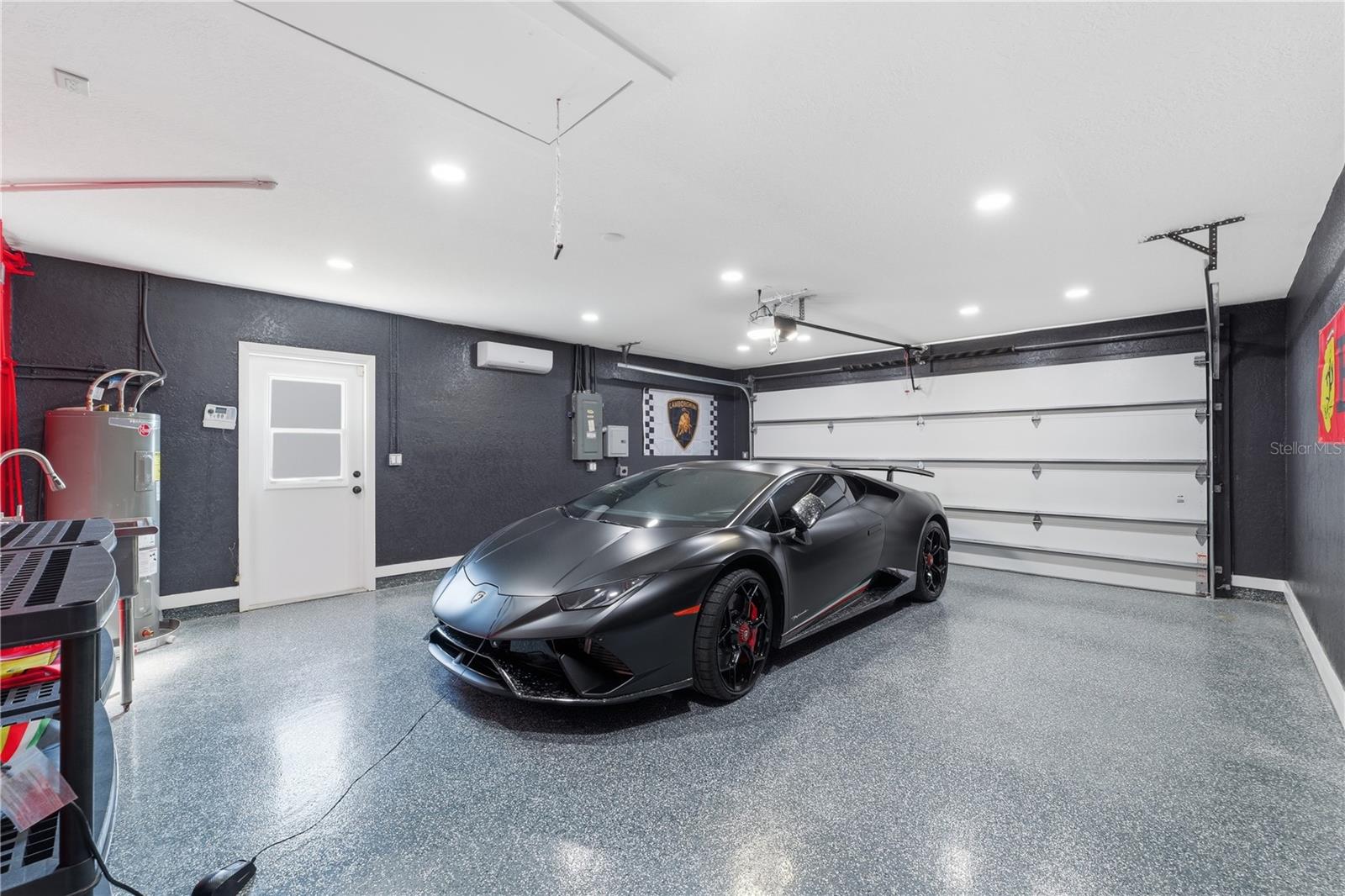 FLOR A MAR - Residential